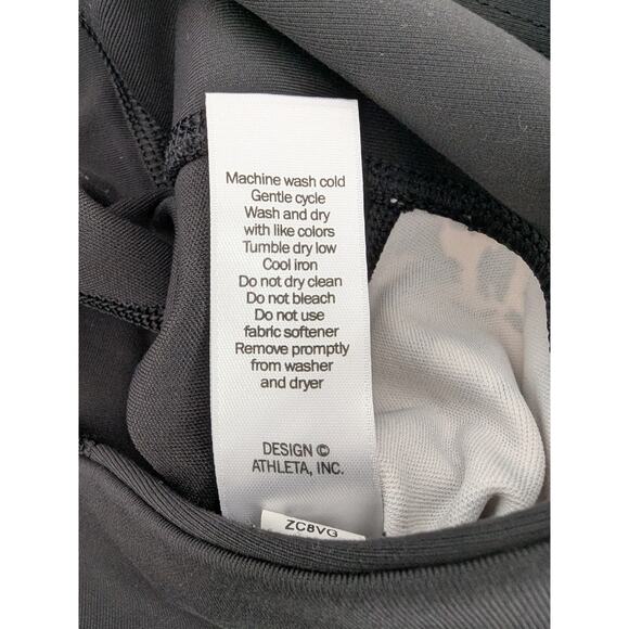 Athleta Printed Stealth TruCool Capri Small Gym Running Athletic Black White - Picture 8 of 12